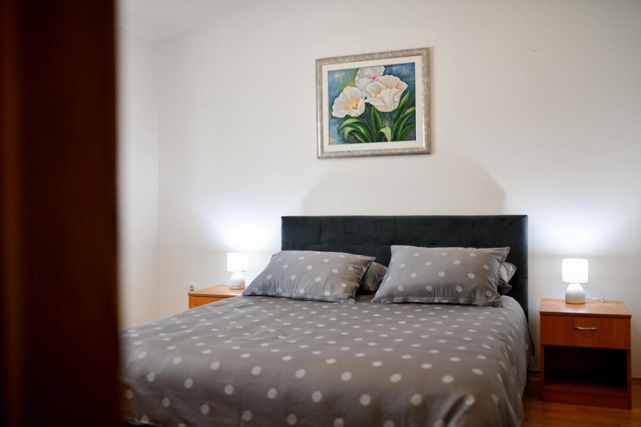 Holiday On The Puntamika & Borik Beach - Apartment *