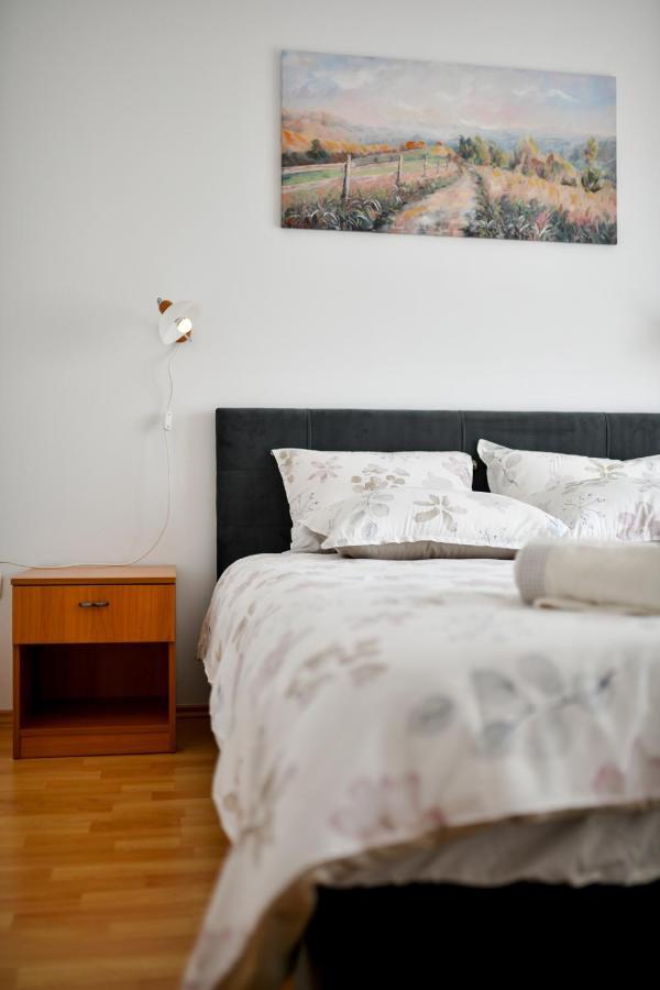 Holiday On The Puntamika & Borik Beach - Apartment Zadar