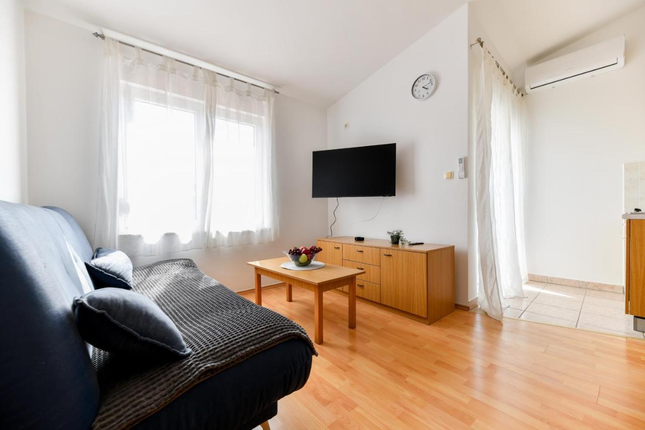 Holiday On The Puntamika & Borik Beach - Apartment