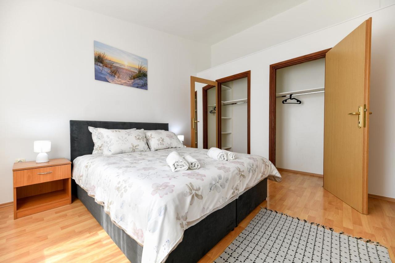 Holiday On The Puntamika & Borik Beach - Apartment *