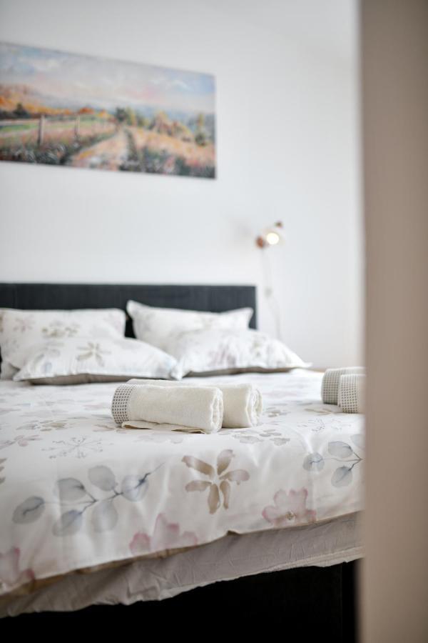 Apartman Holiday On The Puntamika & Borik Beach - *