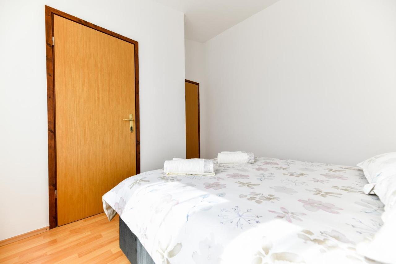 Holiday On The Puntamika & Borik Beach - Apartman Zadar
