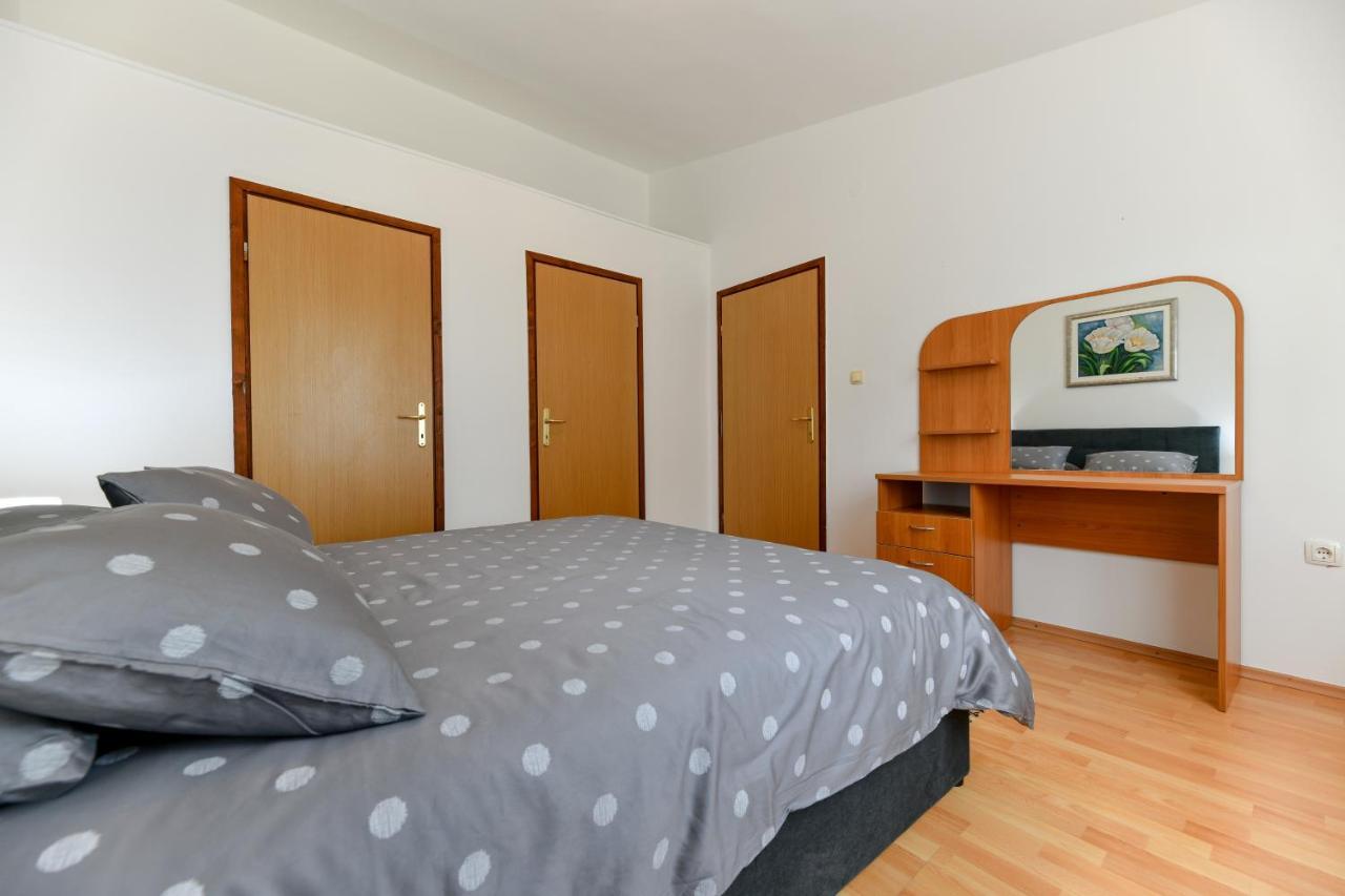 Holiday On The Puntamika & Borik Beach - Apartman Zadar