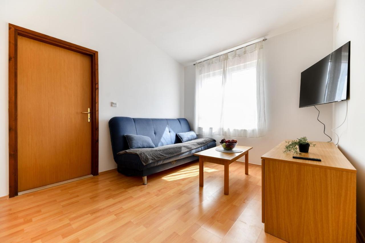 Apartman Holiday On The Puntamika & Borik Beach - *